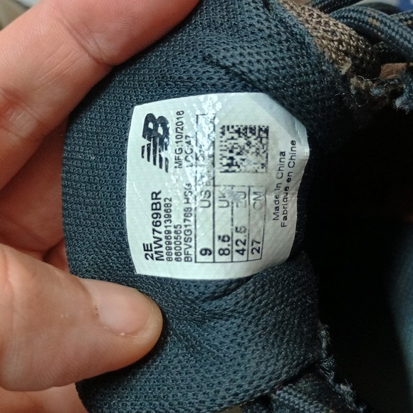 New Balance MW769BR Suede Abzorb Hiking Walking Brown Sneaker Size 9 2E Wide - Picture 12 of 12